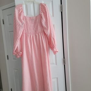 Gingam pink smoked dress